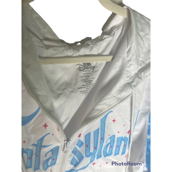 Disney Parks Magic Kingdom Fantasyland Windbreaker Jacket Adult 1X NEW WITH TAGS - Picture 3 of 4